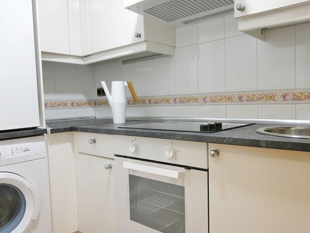 Almaden Apartment Madrid Bilik gambar